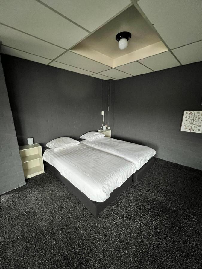 Hotel De Raket Rogat 외부 사진