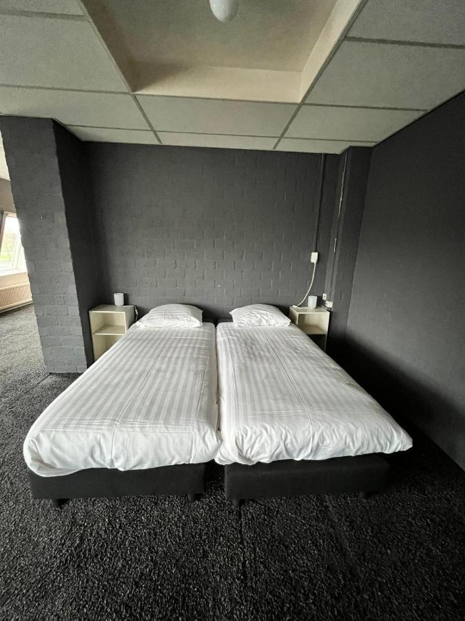 Hotel De Raket Rogat 외부 사진